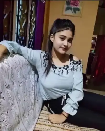 Call Girls Service in Doodh Bowli